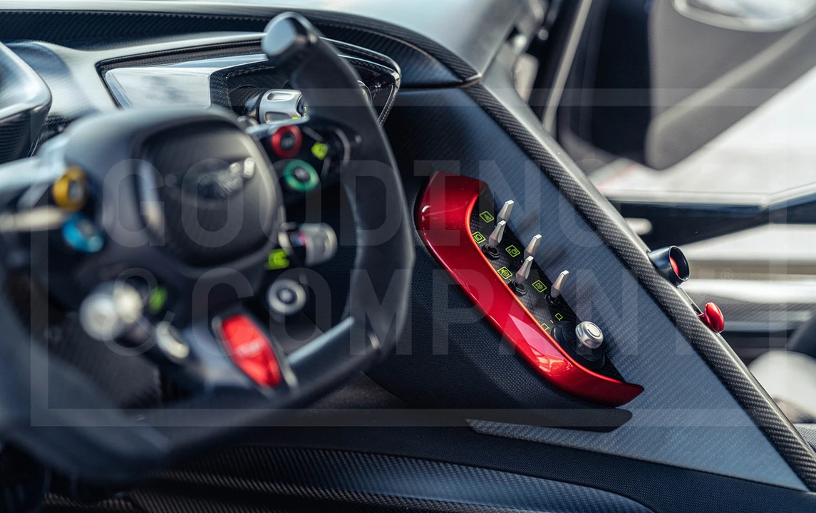 2015 Aston Martin Vulcan - Image 15 of 27