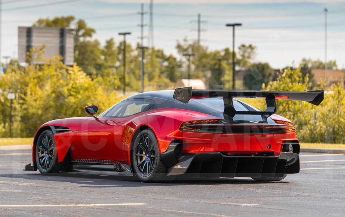 2015 Aston Martin Vulcan - Image 6 of 27