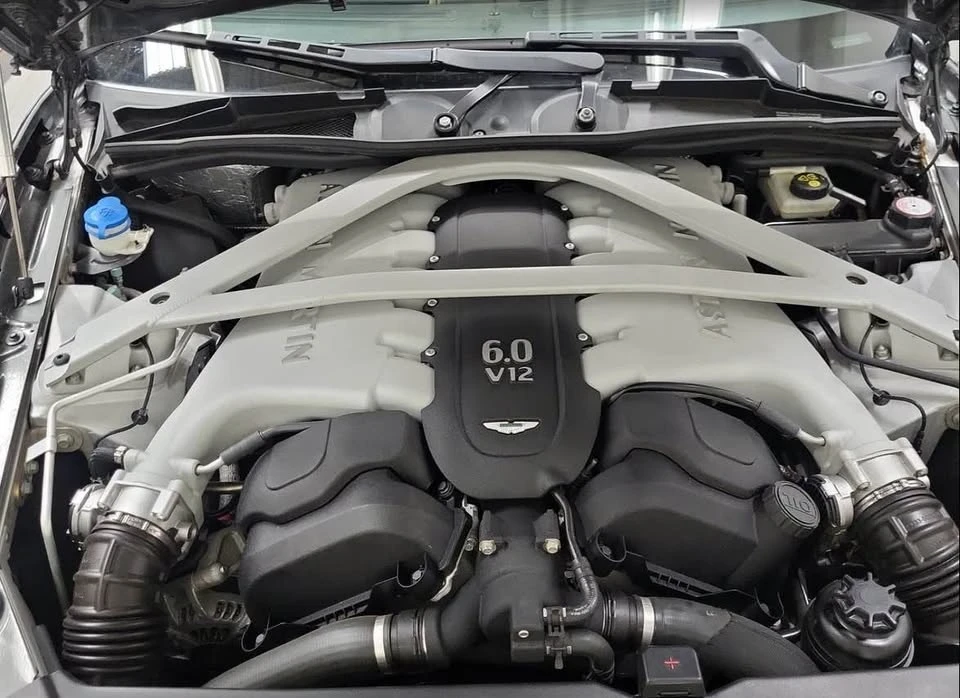 2015 Aston Martin DB9 - Image 6 of 7