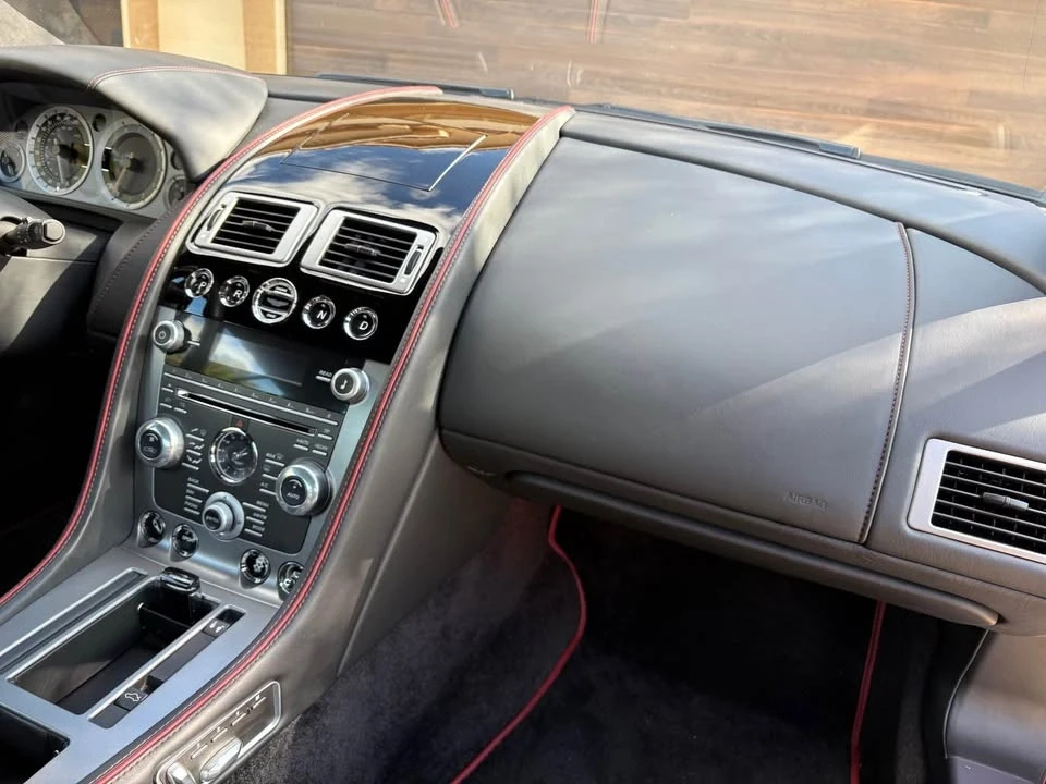 2015 Aston Martin DB9 - Image 3 of 17