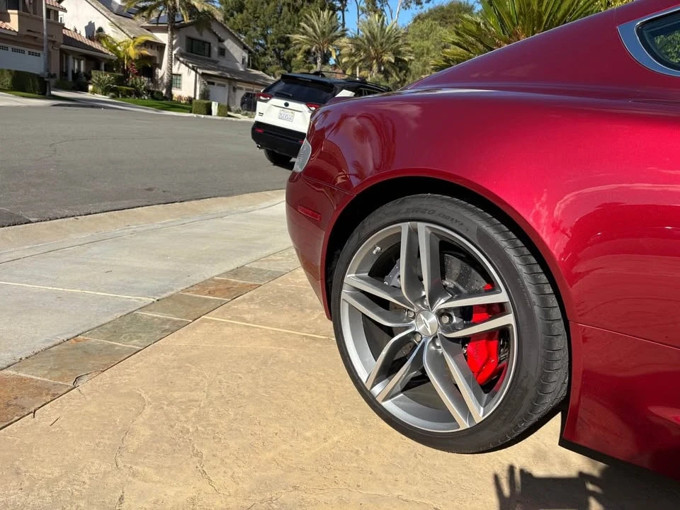 2015 Aston Martin DB9 - Image 13 of 17