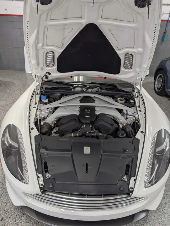 2015 Aston Martin DB9 - Image 8 of 9