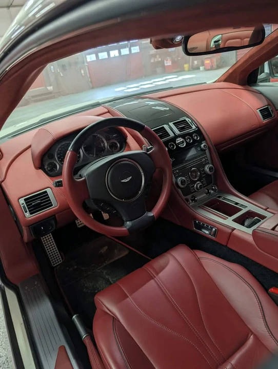 2015 Aston Martin DB9 - Image 5 of 9