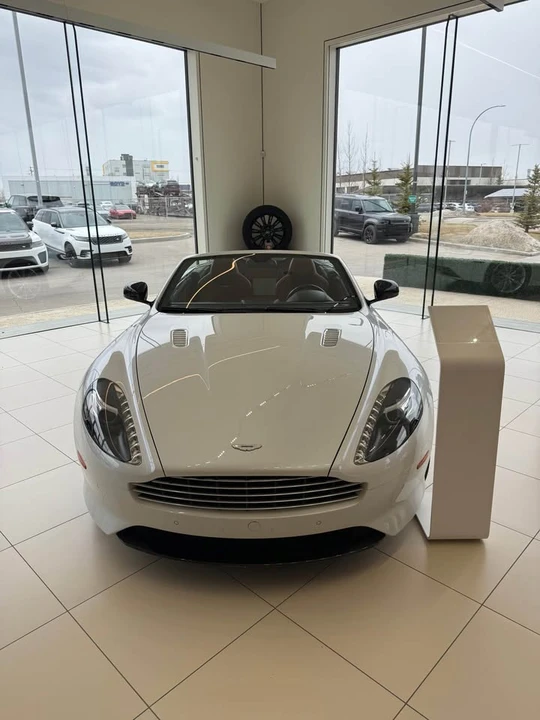 2015 Aston Martin DB9 - Image 2 of 8