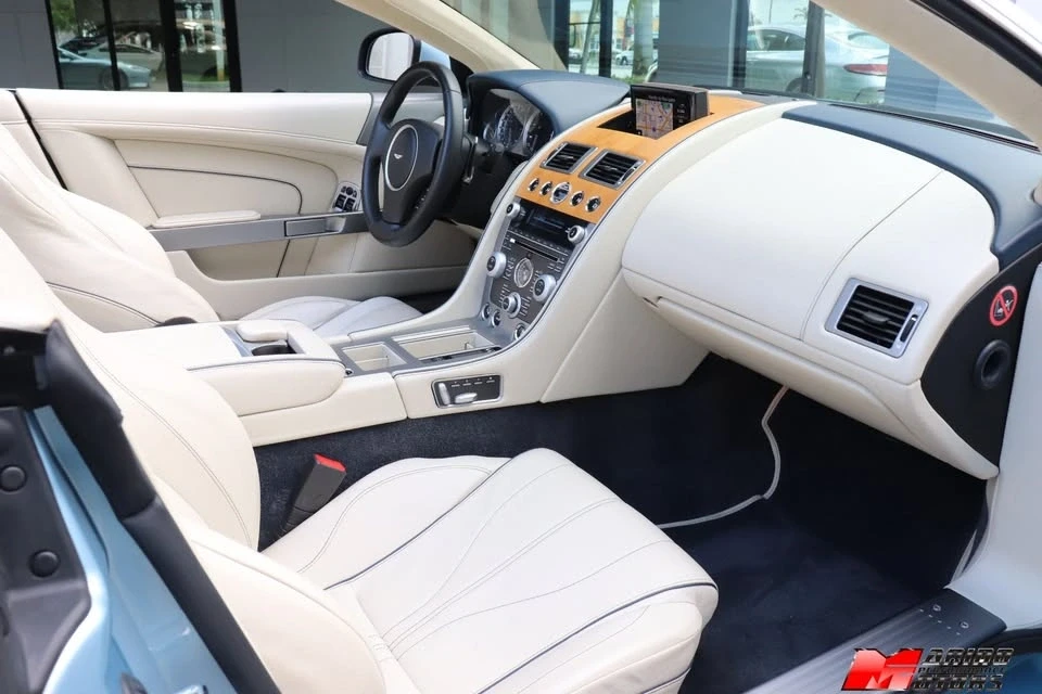 2015 Aston Martin DB9 - Image 15 of 19