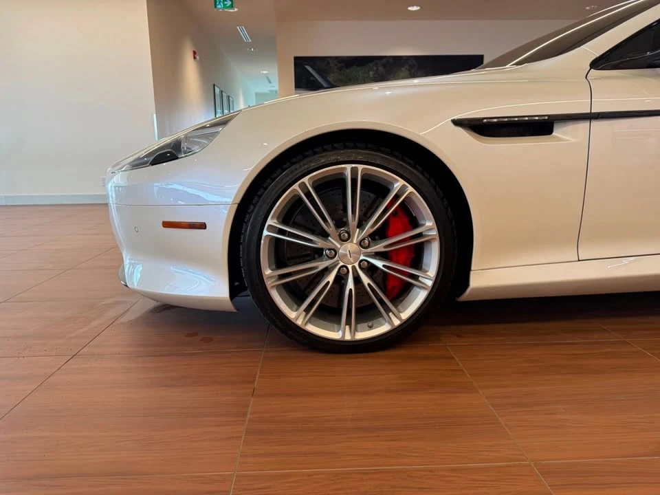 2015 Aston Martin DB9 - Image 3 of 18
