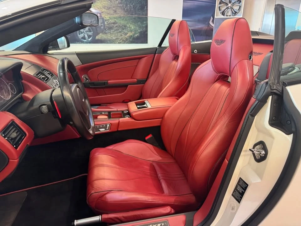 2015 Aston Martin DB9 - Image 12 of 18