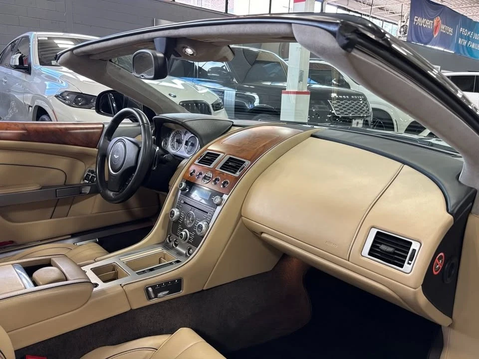 2015 Aston Martin DB9 - Image 10 of 18