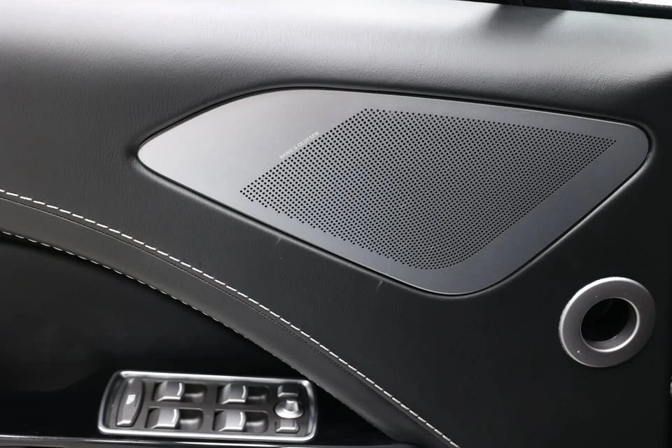 2015 Aston Martin Rapide - Image 11 of 19