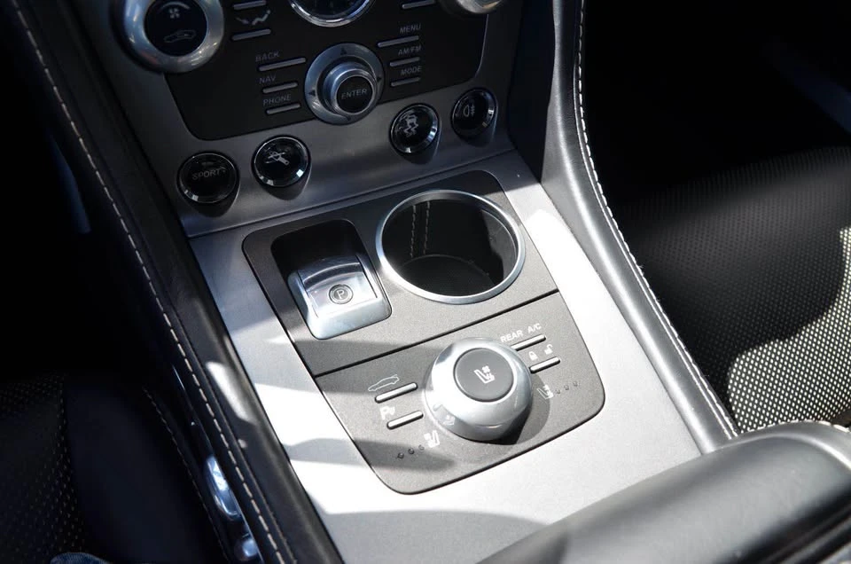 2015 Aston Martin Rapide - Image 17 of 21