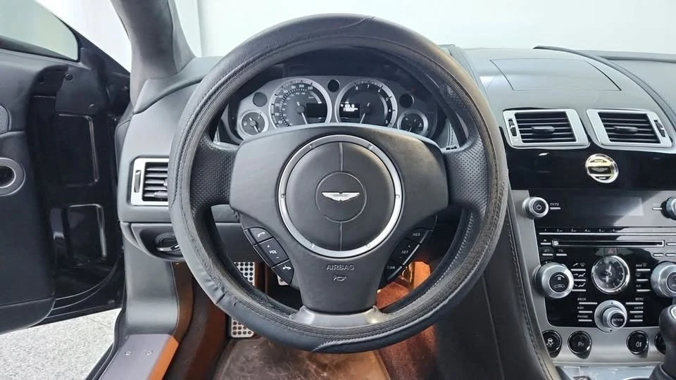2015 Aston Martin V8 Vantage (2006-2017) - Image 18 of 20