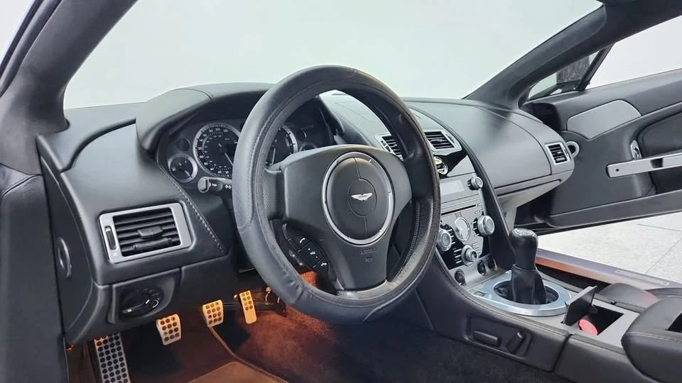 2015 Aston Martin V8 Vantage (2006-2017) - Image 13 of 20
