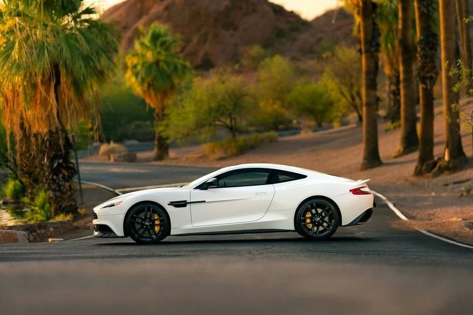 2015 Aston Martin Vanquish 2nd Gen - Image 3 of 19