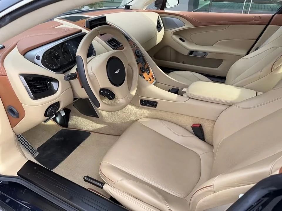 2015 Aston Martin Vanquish 2nd Gen - Image 5 of 7