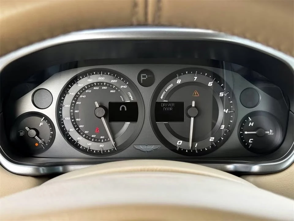 2015 Aston Martin Vanquish 2nd Gen - Image 14 of 18