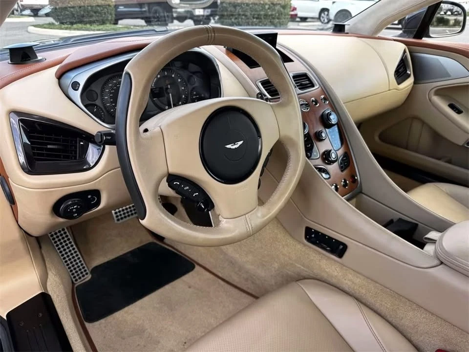 2015 Aston Martin Vanquish 2nd Gen - Image 9 of 18