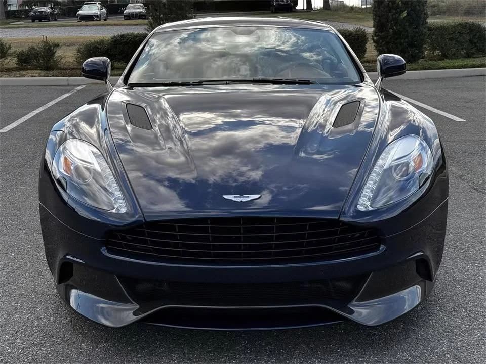 2015 Aston Martin Vanquish 2nd Gen - Image 8 of 18