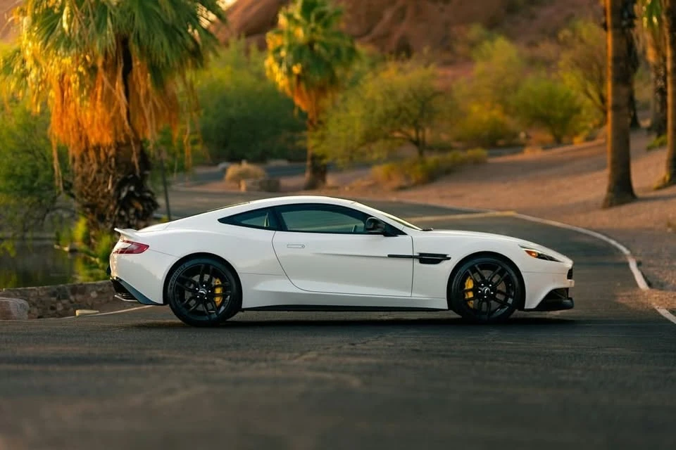 2015 Aston Martin Vanquish 2nd Gen - Image 17 of 20