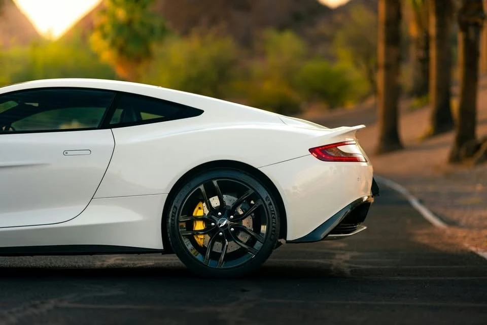 2015 Aston Martin Vanquish 2nd Gen - Image 6 of 20