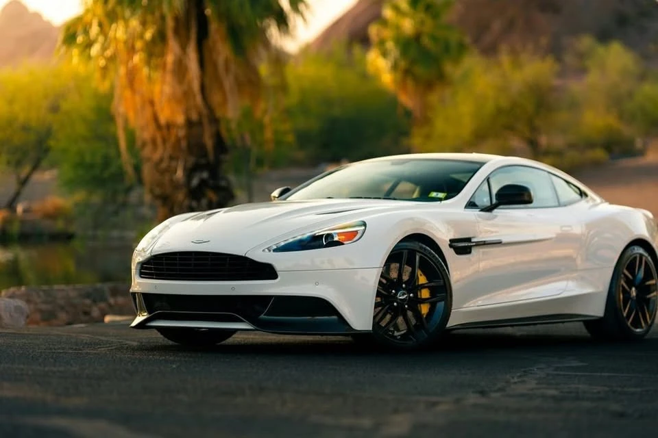 2015 Aston Martin Vanquish 2nd Gen - Image 4 of 20