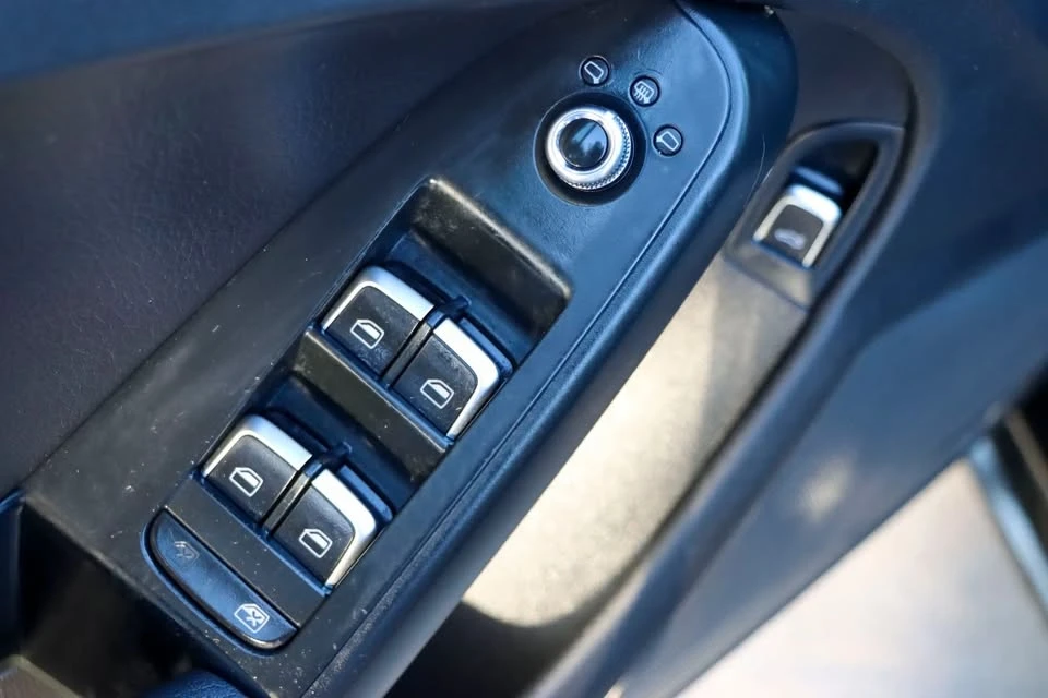 2015 Audi B8 A4 - Image 14 of 20