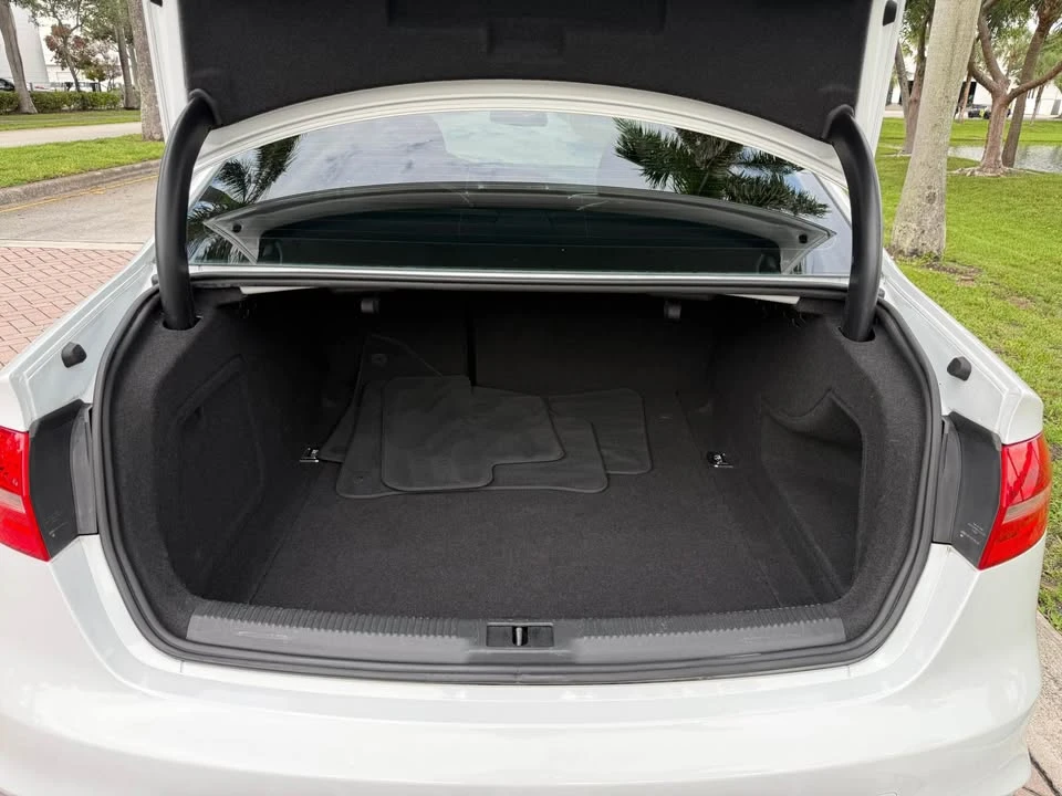 2015 Audi B8 A4 - Image 11 of 18