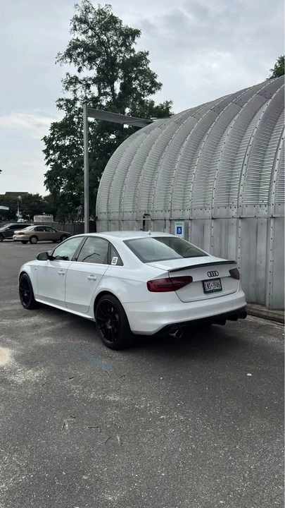 2015 Audi B8 A4 - Image 3 of 4