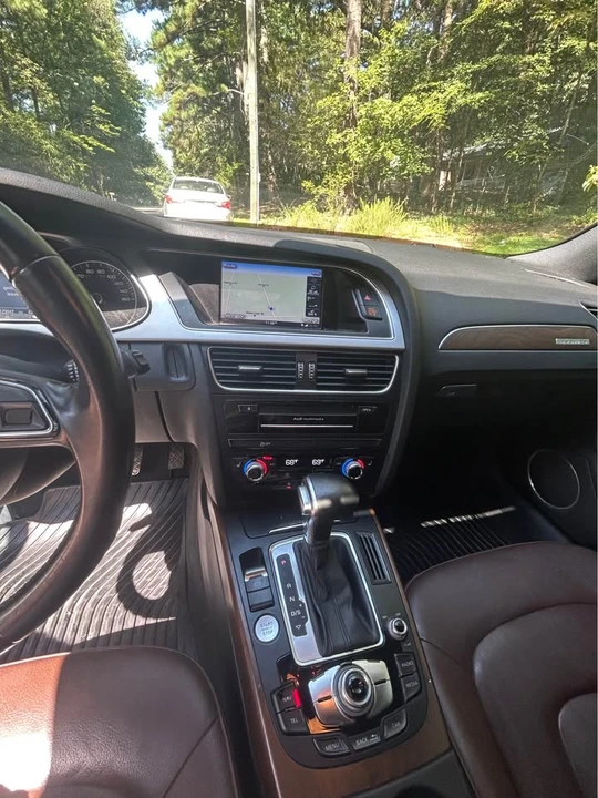 2015 Audi B8 A4 - Image 7 of 12