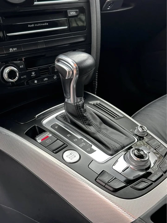 2015 Audi B8 A4 - Image 11 of 15
