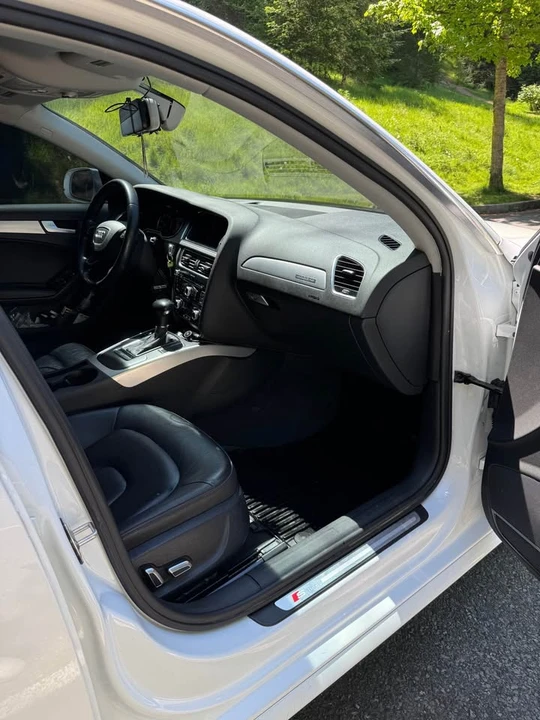 2015 Audi B8 A4 - Image 9 of 9