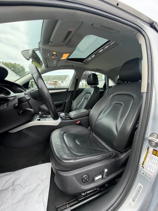 2015 Audi B8 A4 - Image 7 of 10