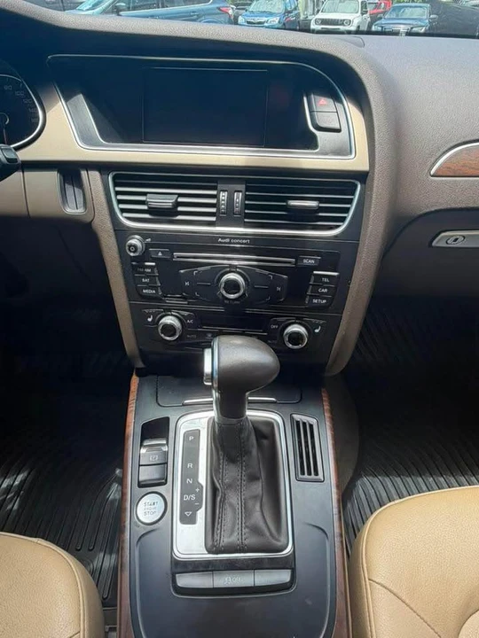 2015 Audi B8 A4 - Image 7 of 12