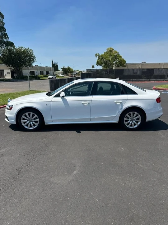 2015 Audi B8 A4 - Image 2 of 13