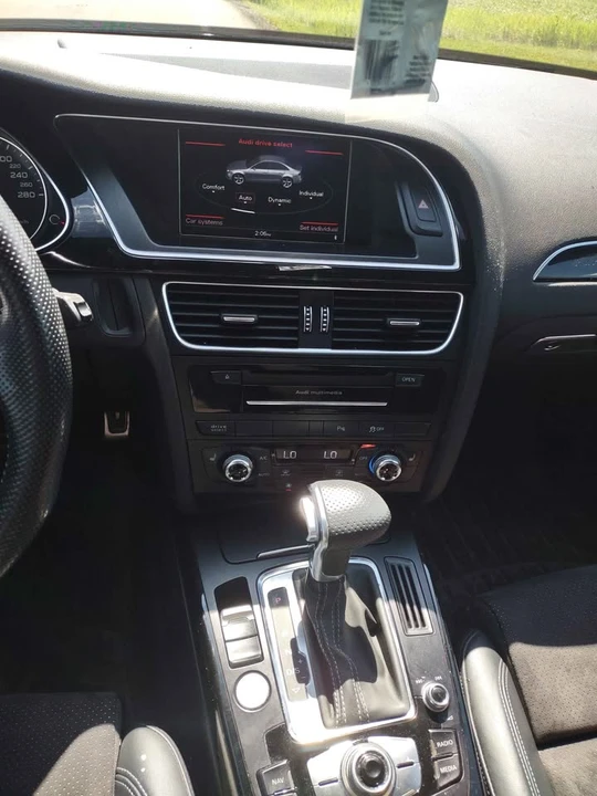 2015 Audi B8 A4 - Image 7 of 10