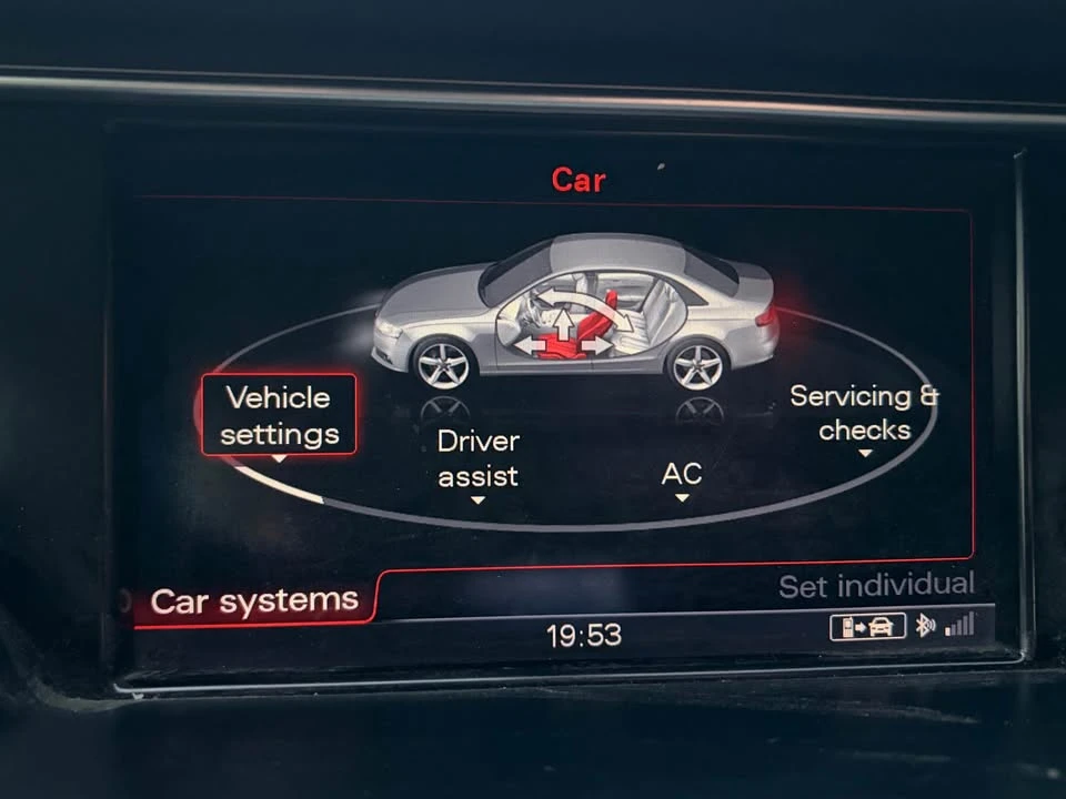 2015 Audi B8 A4 - Image 12 of 18