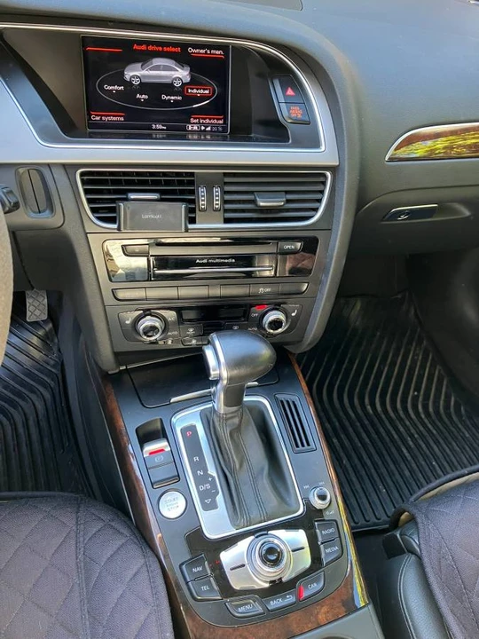 2015 Audi B8 A4 - Image 10 of 16