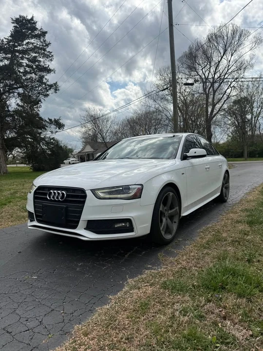 2015 Audi B8 A4 - Image 2 of 8
