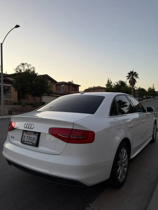 2015 Audi B8 A4 - Image 4 of 11