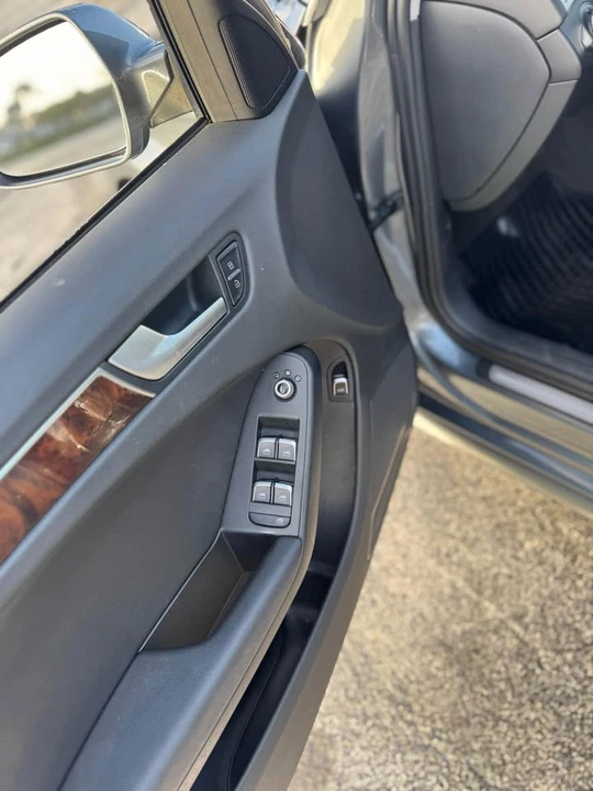 2015 Audi B8 A4 - Image 8 of 10