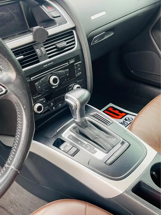 2015 Audi B8 A5 - Image 6 of 11