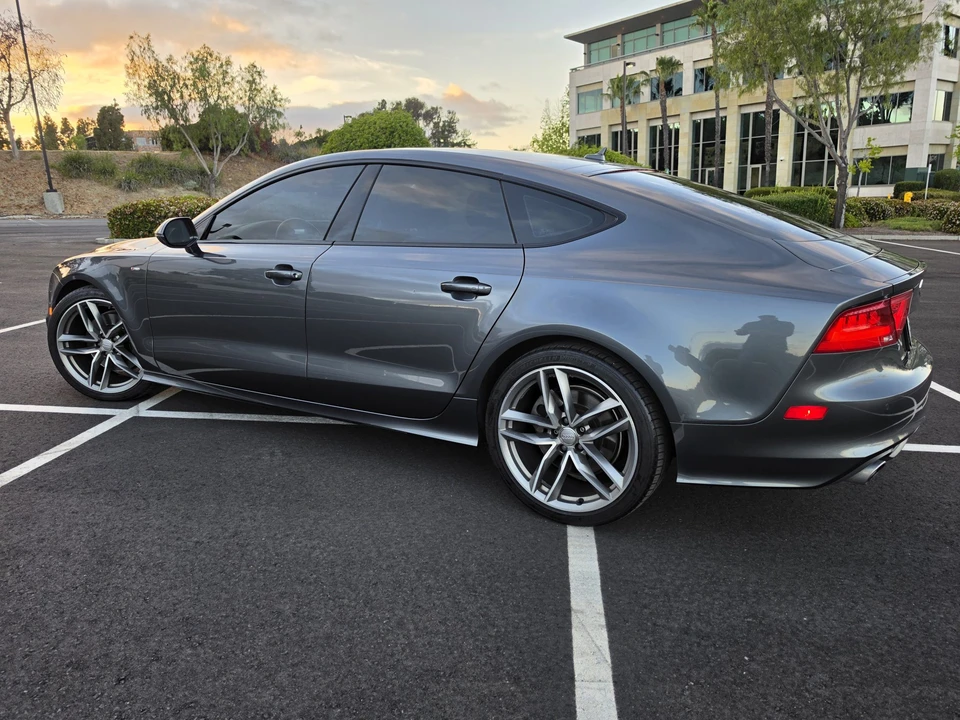 2015 Audi C7 A7 - Image 16 of 31