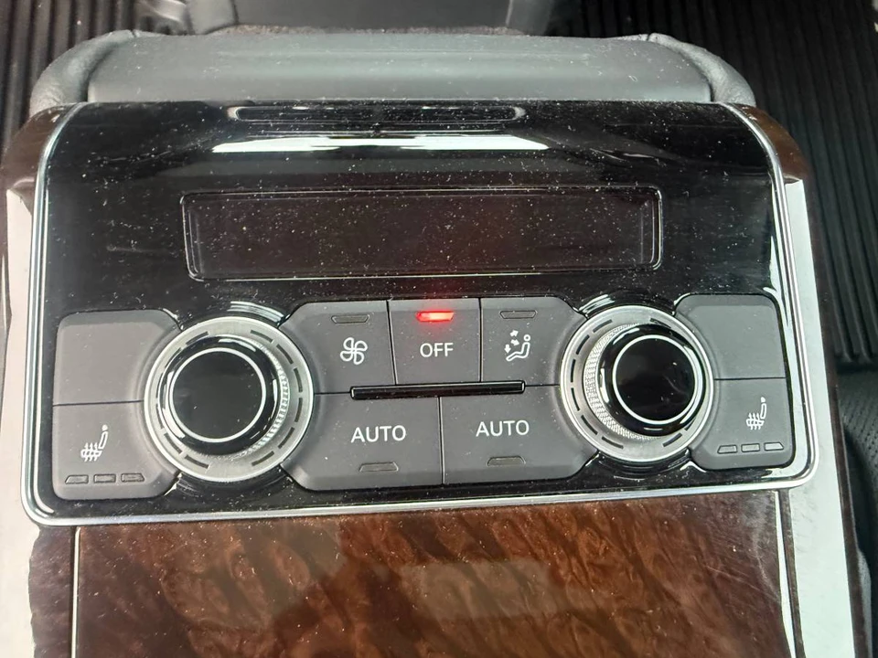 2014 Audi D4 A8 - Image 13 of 24