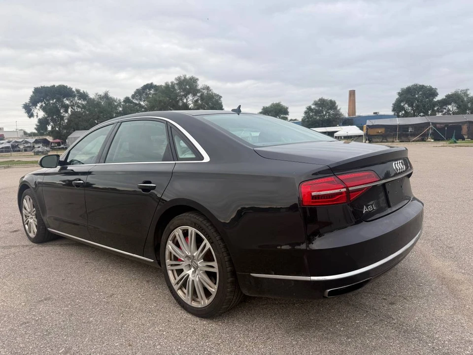 2014 Audi D4 A8 - Image 9 of 24