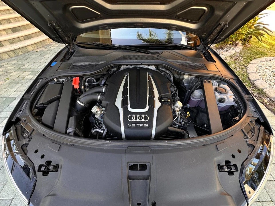 2015 Audi D4 A8 - Image 9 of 21