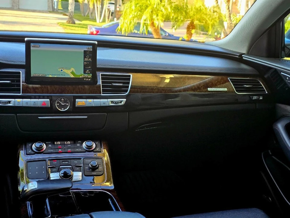 2015 Audi D4 A8 - Image 16 of 21