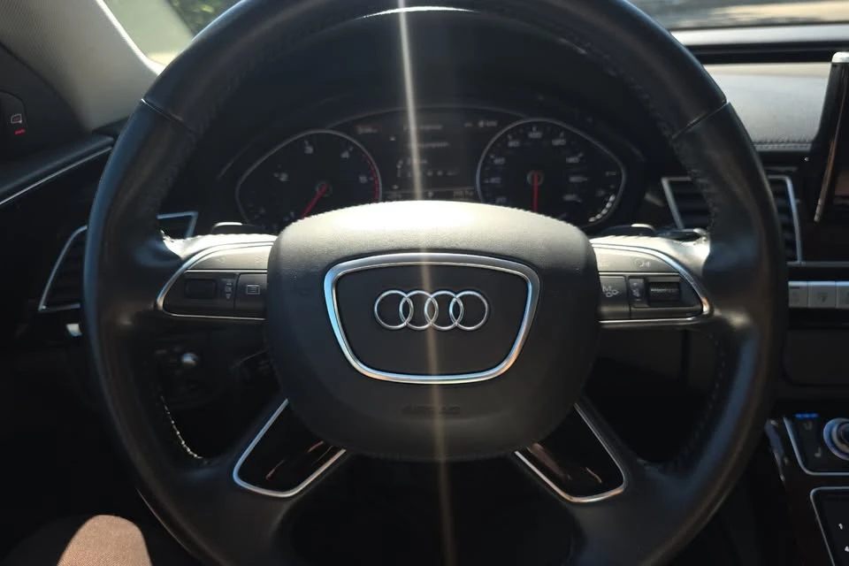 2015 Audi D4 A8 - Image 17 of 18