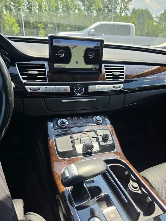 2015 Audi D4 A8 - Image 6 of 7