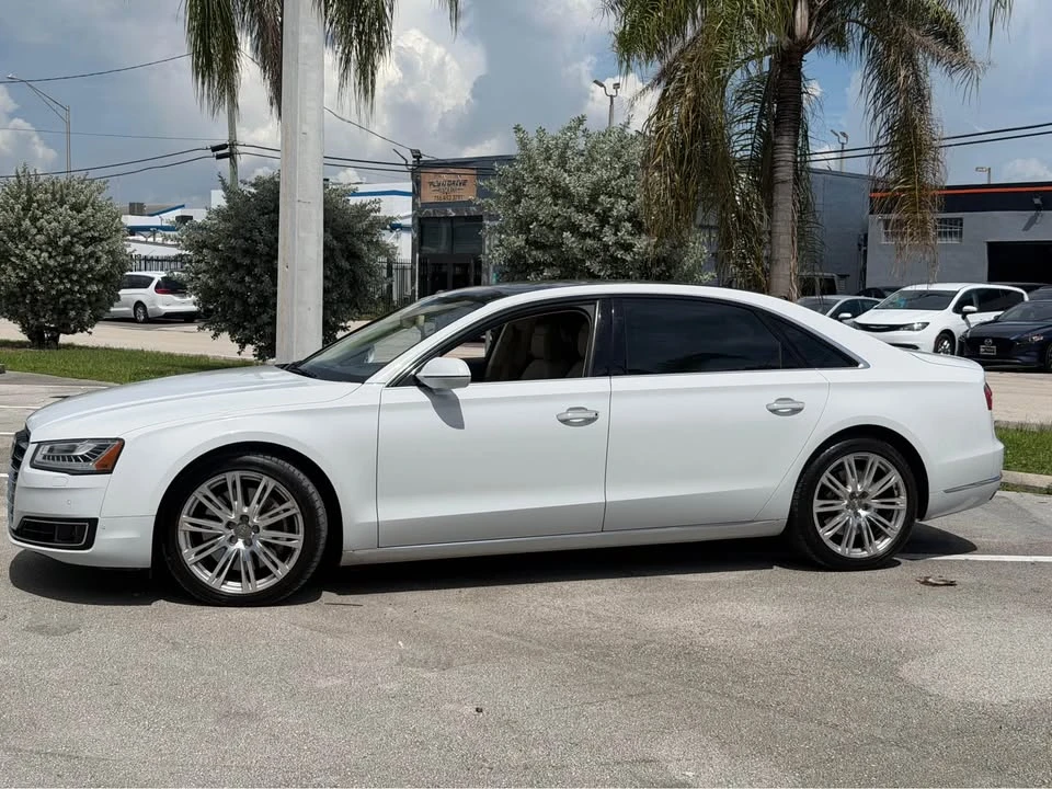 2015 Audi D4 A8 - Image 2 of 14