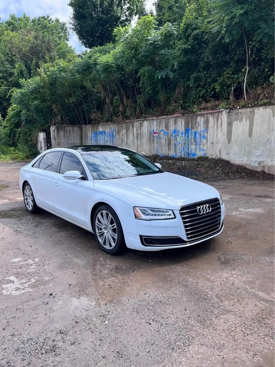 2015 Audi D4 A8 - Image 4 of 8