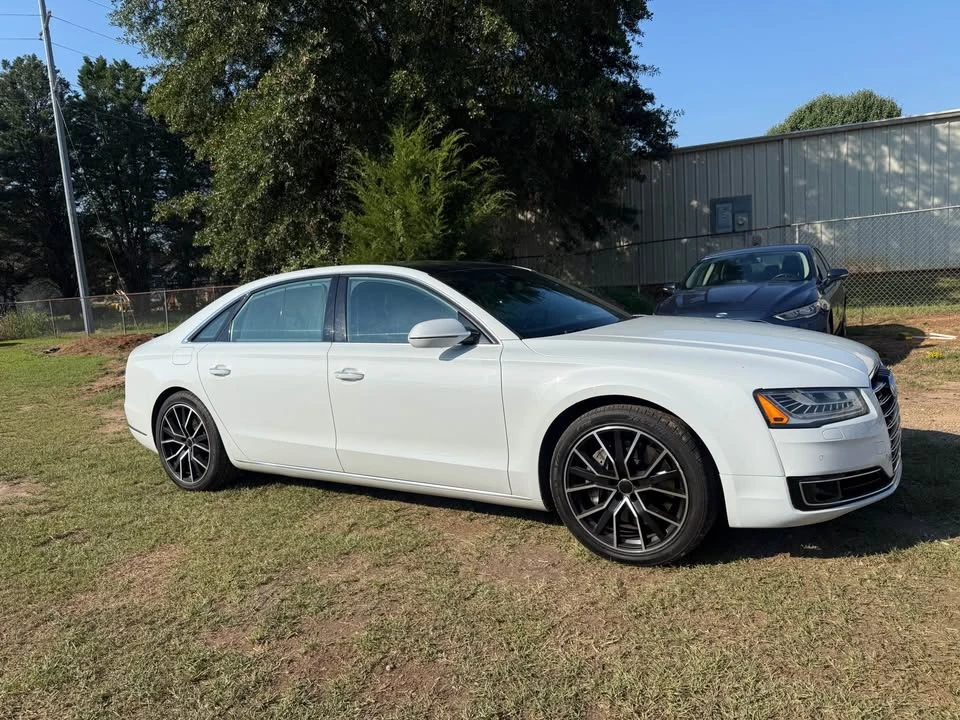 2015 Audi D4 A8 - Image 2 of 5